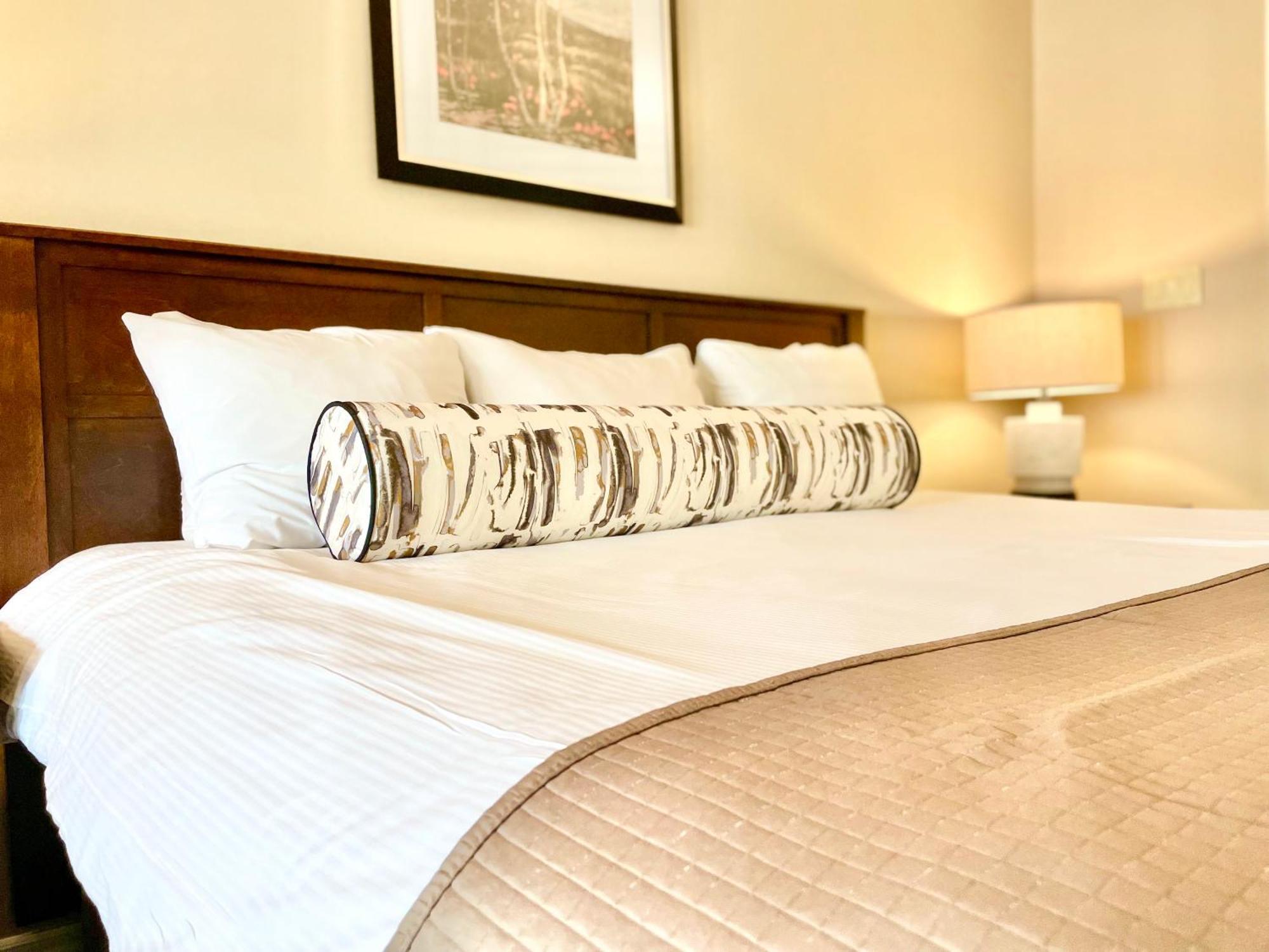 Hillside Haven: Carriage Club Resort Retreat Edgar ภายนอก รูปภาพ